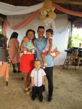 Alberto Socarraz, wife and three children in Panama – Best Places In The World To Retire – International Living